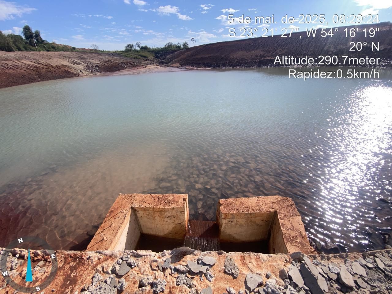 Barragem de terra em execução na Fazenda Laçador, obra do Grupo LG — foto 10